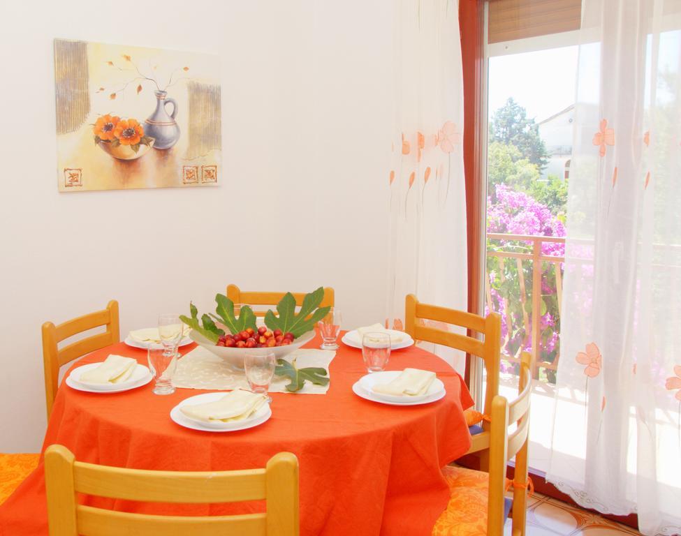 Apartment Taja Ližnjan الغرفة الصورة