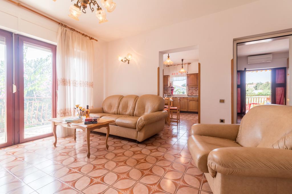 Apartment Taja Ližnjan المظهر الخارجي الصورة