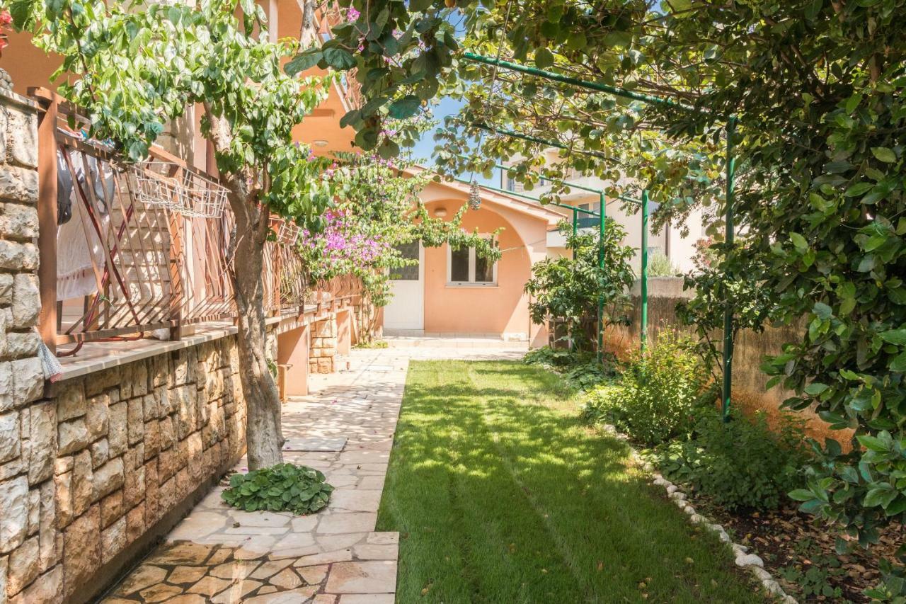 Apartment Taja Ližnjan المظهر الخارجي الصورة