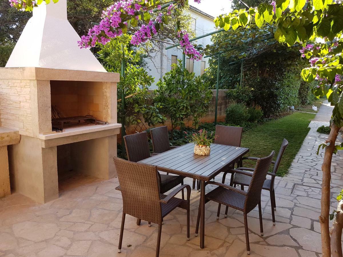 Apartment Taja Ližnjan المظهر الخارجي الصورة
